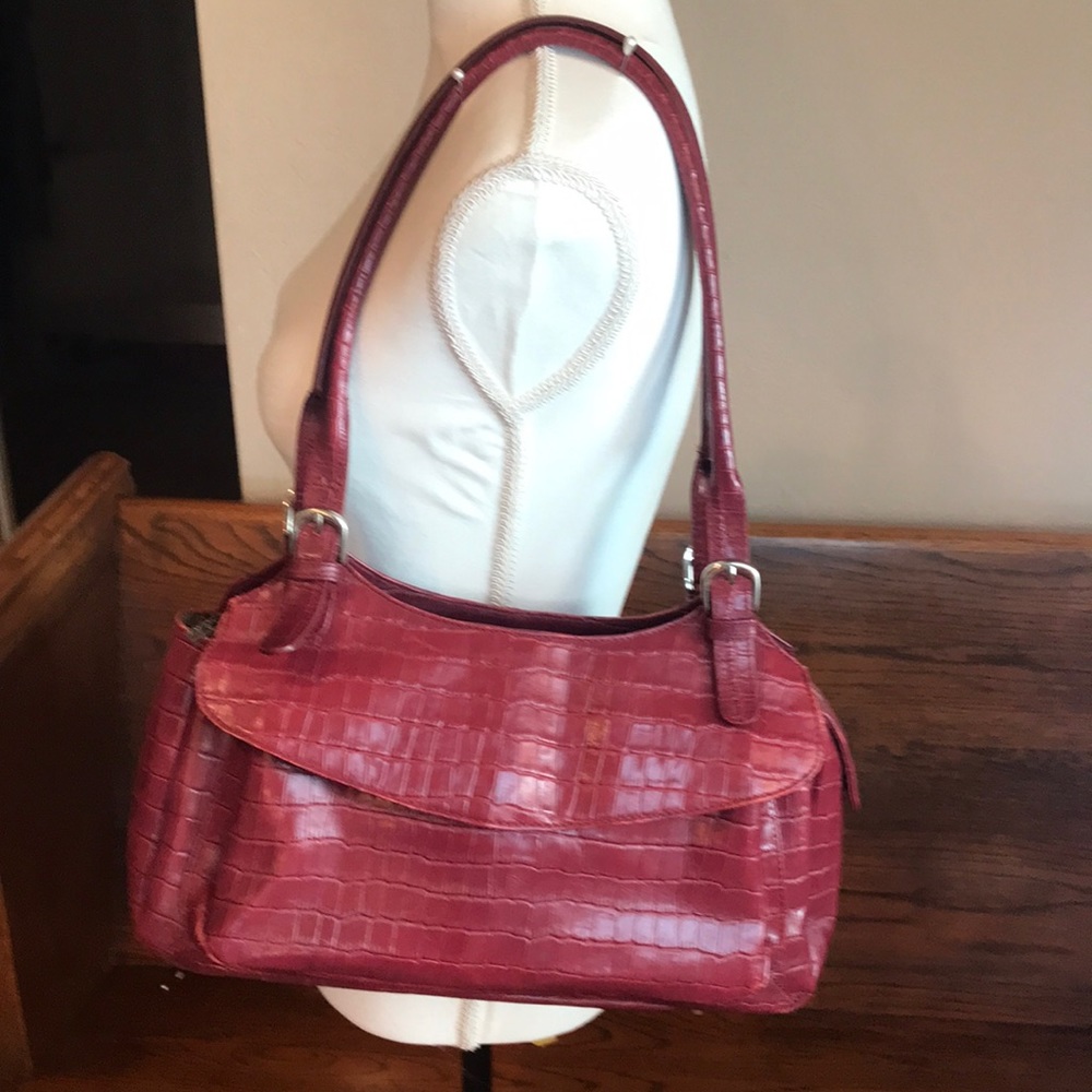 MAXX NEW YORK RED LEATHER CROCO  LEATHER PURSE